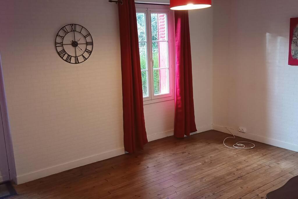 Maison Lumineuse & Jardin Prive Confolens Exteriér fotografie